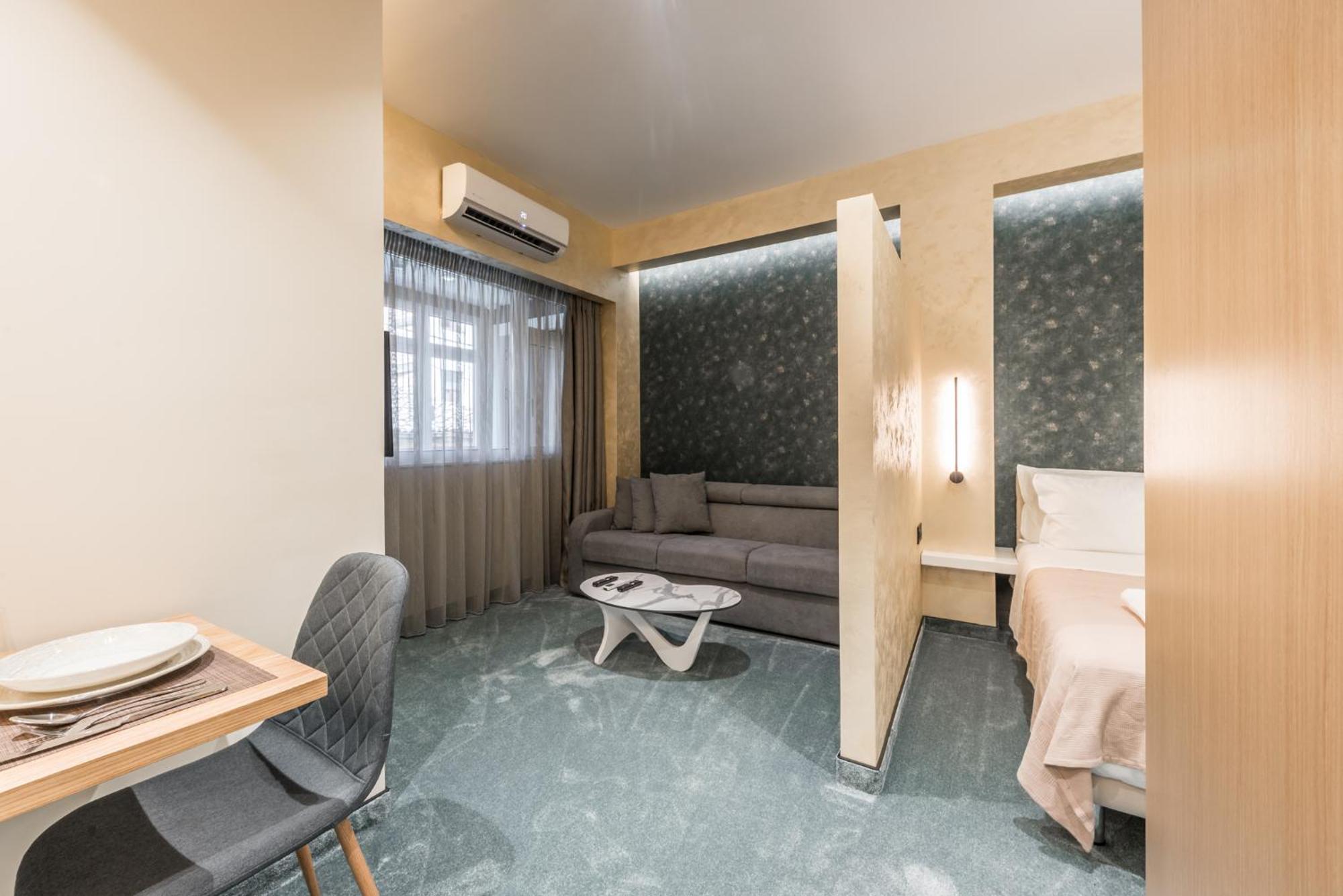 Piazza Luxury Apartments Tirana Exterior photo