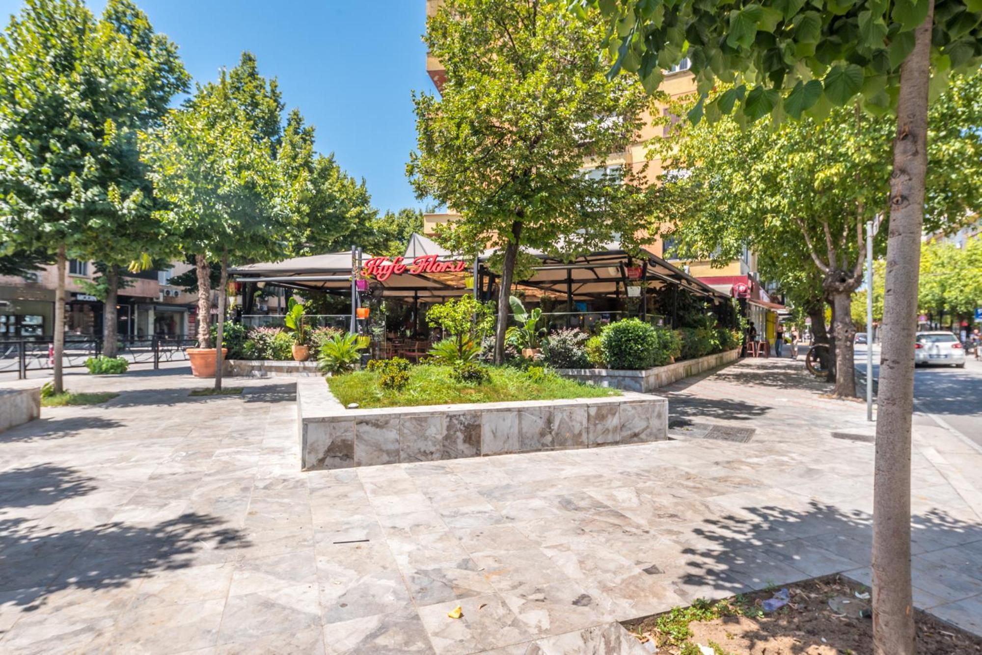Piazza Luxury Apartments Tirana Exterior photo